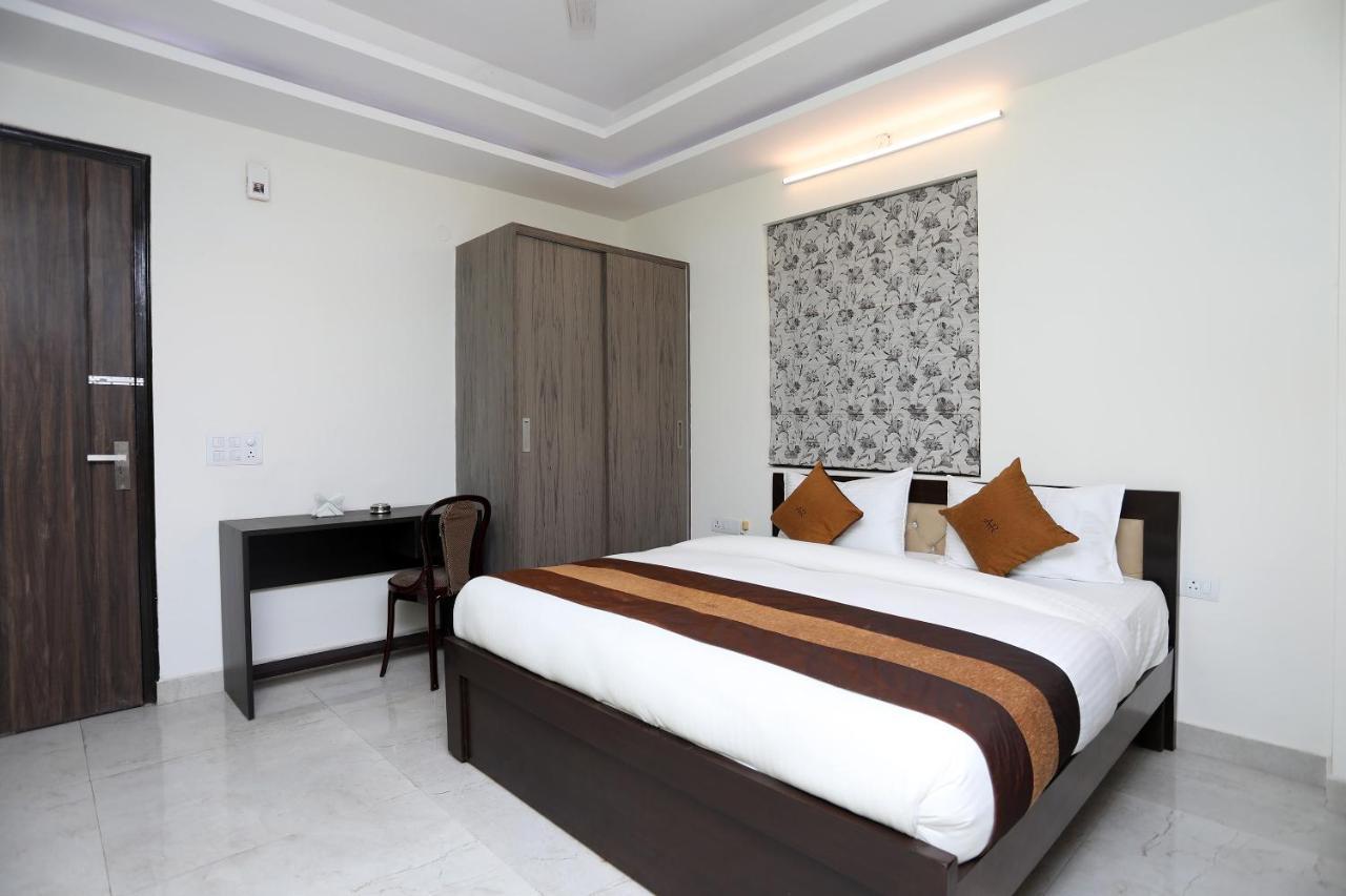 Tipsyy Inn 015 Gurgaon Ngoại thất bức ảnh